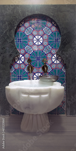 Photo: hamam çeşmesi hamam çeşmesi