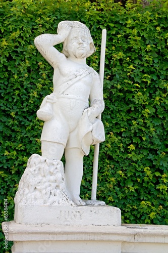 Photo: Garden of Belvedere Palace in Wien, Austria Garden of Belvedere Palace in Wien, Austria