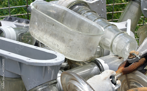 Photo: glass and iron by Electrical insulators in a controlled discharg glass and iron by Electrical insulators in a controlled discharg