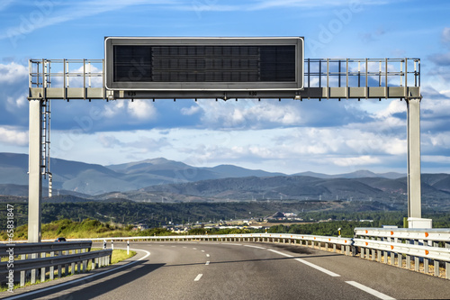Photo: LED Traffic Road Signs LED Traffic Road Signs