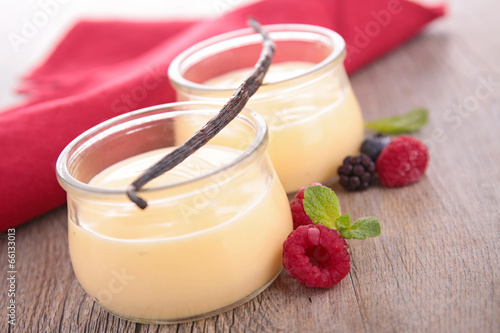 Photo: vanilla cream dessert vanilla cream dessert