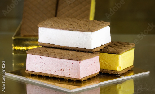 Photo: Gelato artigianale mattoncino Gelato artigianale mattoncino