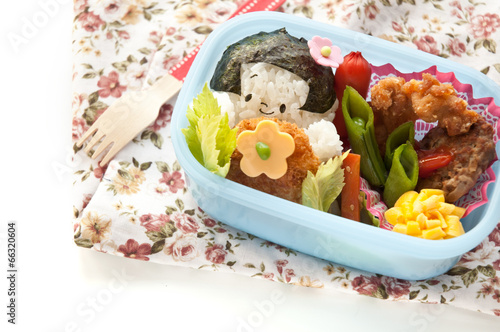 Photo: 女の子モチーフの弁当 女の子モチーフの弁当