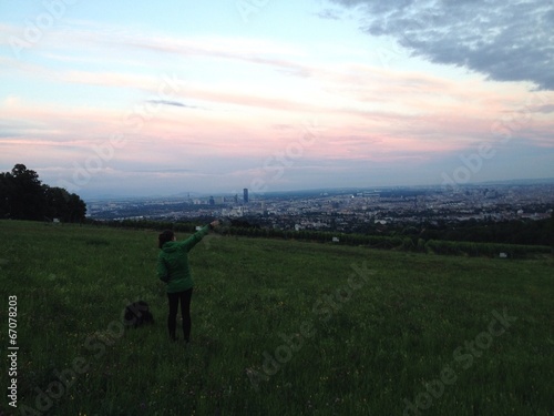 Instant Collection: Wien Wiese mit Aussicht Wien Wiese mit Aussicht