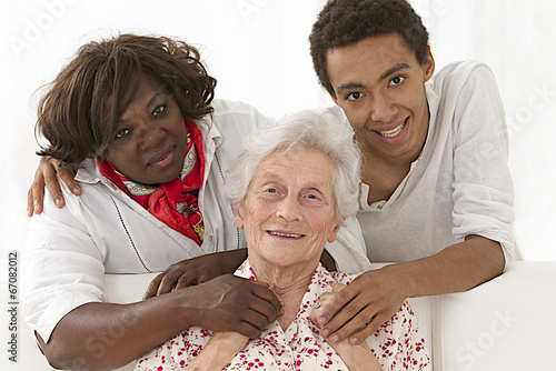 Photo: Famille: tendresse et bonheur Famille: tendresse et bonheur
