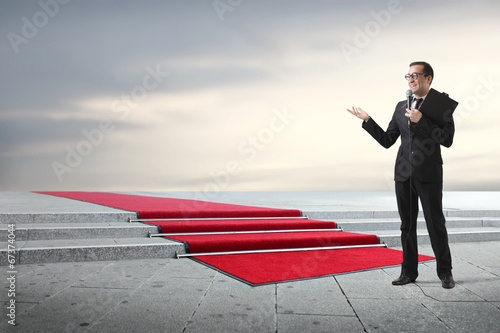 Photo: announcing someone announcing someone