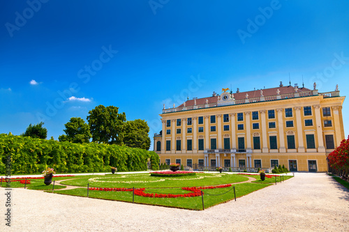 Photo: one of the sides of Schönbrunn palace one of the sides of Schönbrunn palace