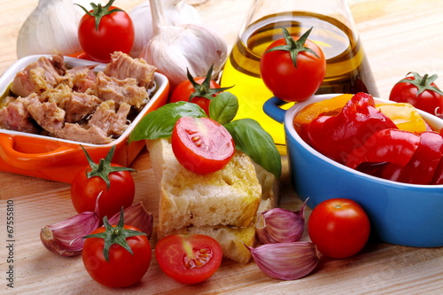 Photo: Peperoni,tonno e bruschetta Peperoni,tonno e bruschetta
