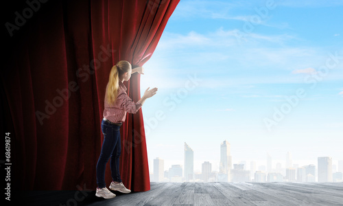 Photo: Opening curtain Opening curtain