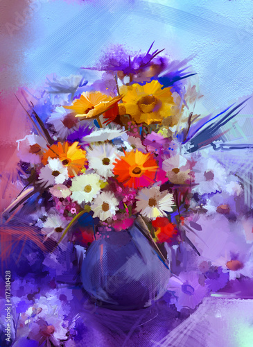 Fotoobraz na płótnie Obraz olejny kwiaty w wazonie. Bukiet farby martwa natura z białego, żółtego i pomarańczowego słonecznika, Gerbera, kwiaty Daisy. Vintage kwiaty malarstwo w miękki niebieski i fioletowy kolor tła.