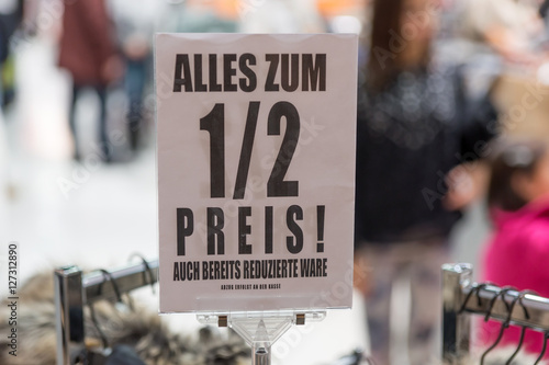 Alles zum halben Preis