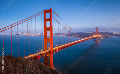 Obraz na płótnie Golden Gate Bridge w zmierzchu, San Fransisco, Kalifornia, usa