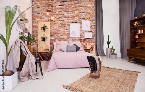 Dusty pink bedroom