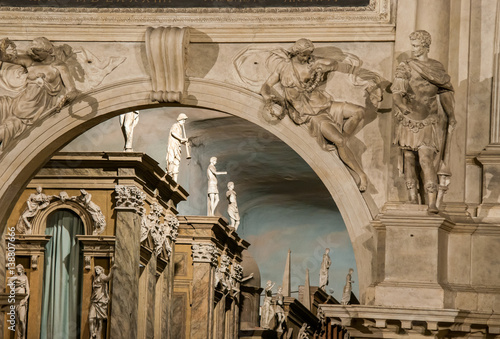 Plakat Częściowy widok na scenę teatru olimpijskiego w Vicenzy, dzieło słynnego renesansowego architekta Palladium