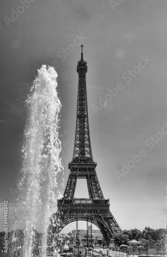Fototapeta Particular view of Eiffell Tower