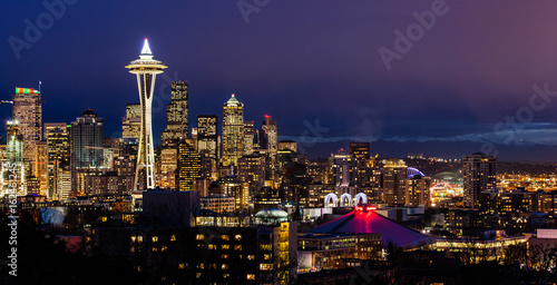 Seattle skyline and Mt. Rainier at dusk