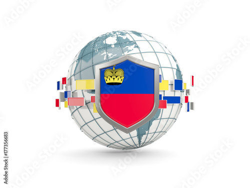 Plakat Kula ziemska i osłona z flaga Liechtenstein samodzielnie na białym tle