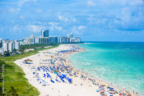 Zdjęcie XXL South Beach, Miami Beach. Tropikalny i rajski wybrzeże Floryda, usa. Widok z lotu ptaka.