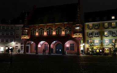 Münsterplatz in Freiburg in der Weihnachtszeit