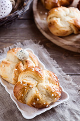 Leckere Osterkränze - Hefegebäck zur Osterzeit