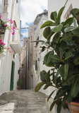 Ostuni Vicolo veduta dal basso