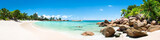 Sommer, Sonne, Strand und Meer auf den Seychellen als Panorama Hintergrund