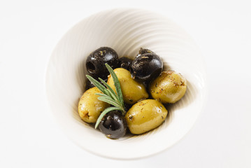 olive fruits in the bowl