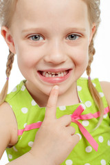 A child without teeth 