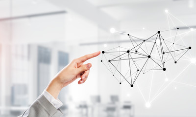 Social communication and networking as concept for e-business