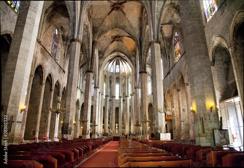 barcelona-gotycka-katedra-santa-maria-del-mar-wnetrze
