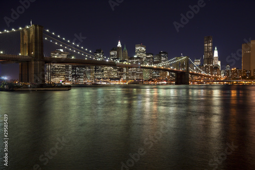 panorame-nowego-jorku-w-brooklyn-bridge