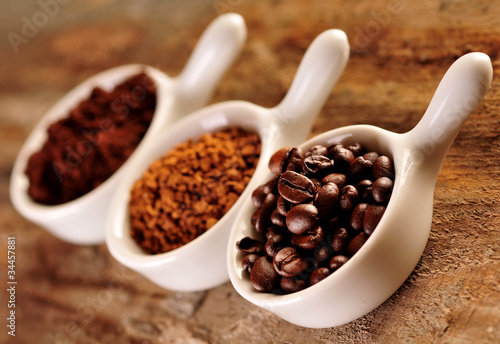 Lacobel Czarna kawa - trzy rodzaje