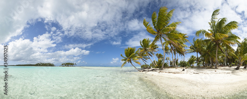 panoramiczny-widok-na-plaze-paradise