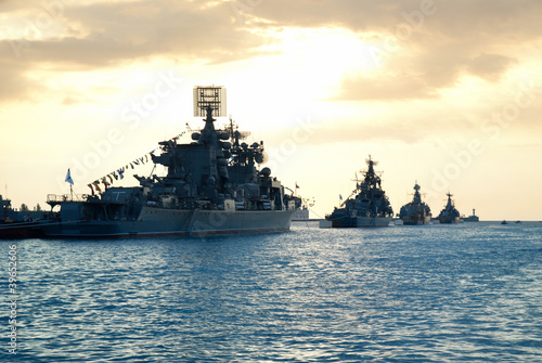 Fototapeta Row of military ships