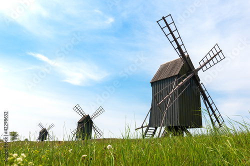  Alte Windmühlen bei Resmo, Insel Öland, Schweden