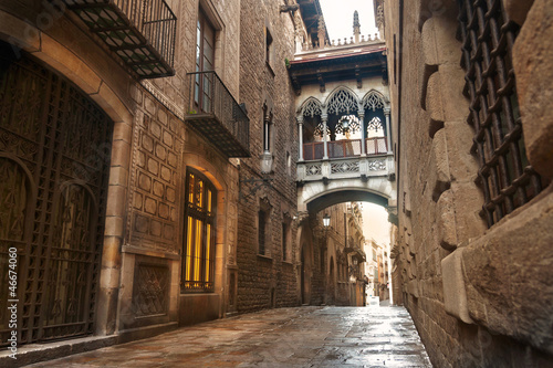 Fototapeta Barcelona Gothic quarter, Carrer del Bisbe