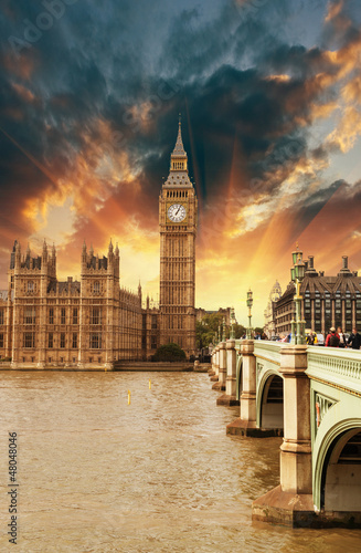 houses-of-parliament-palac-westminster-piekny-londyn