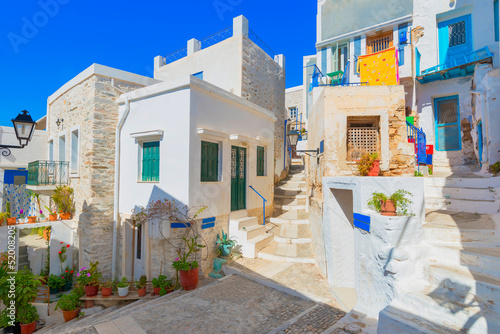 grecja-architektura-wyspy-syros-w-glownej-stolicy