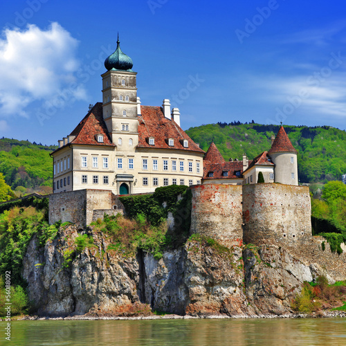 Lacobel Austria scenery, old abbey castle on Danube