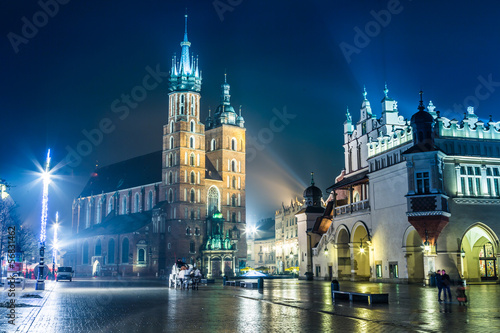 Lacobel Krakow old city at night St. Mary's Church at night. Krakow Pola