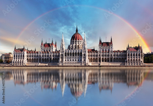 Fototapeta Budapest - Parliament.with reflection in Danube