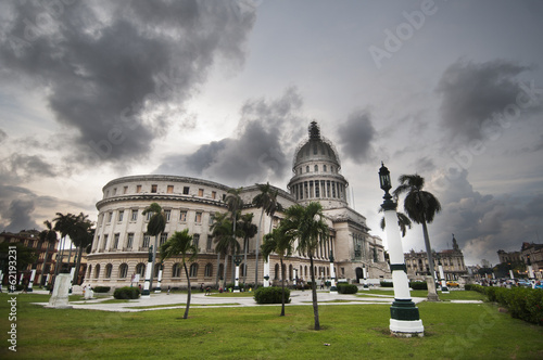 Fototapeta Landscape view of the Capitol building