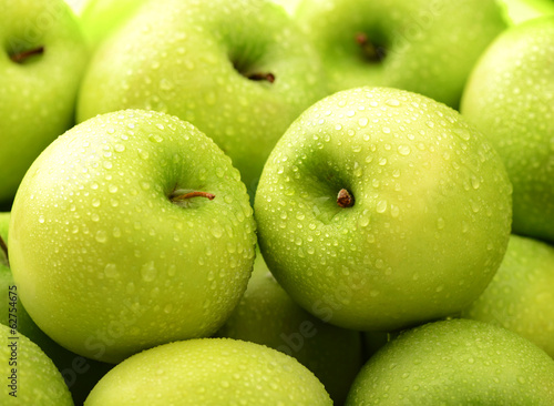 green apple