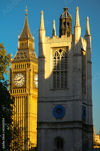 Lacobel Big Ben in London