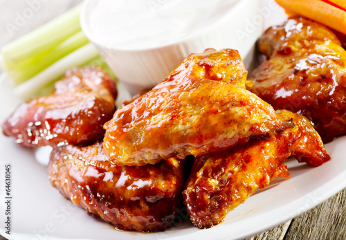  plate of chicken wings