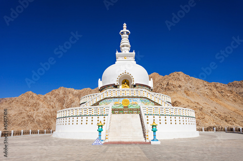 Fototapeta Shanti Stupa