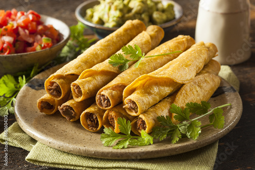 Zdjęcia Homemade Mexican Beef Taquitos