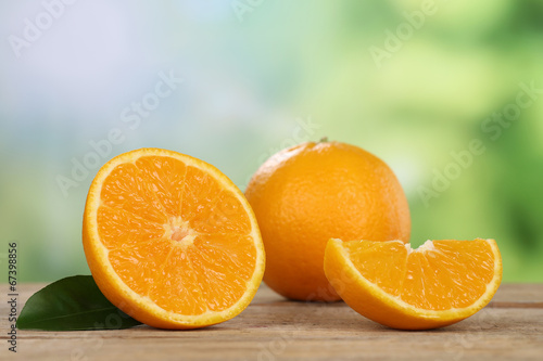  Orangen im Sommer mit Textfreiraum