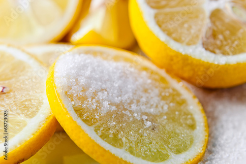 lemon with sugar