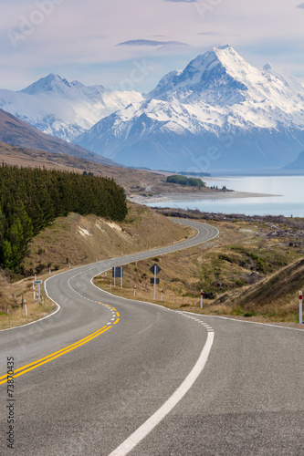 kinowa-droga-do-mount-cook-nowa-zelandia